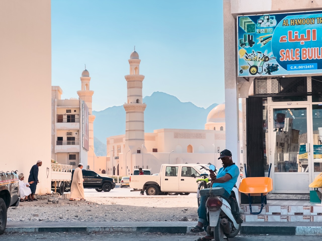 Der zentrale Platz in Khasab