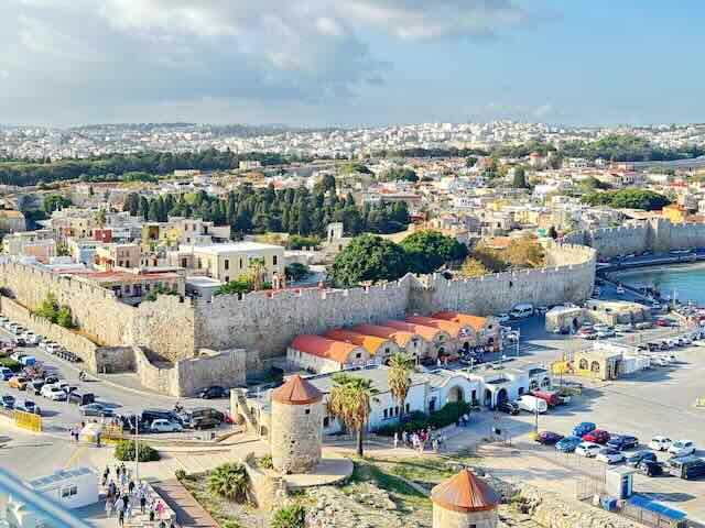 Rhodos, eine Destination mit mehr als 300 Sonntagen im Jahr